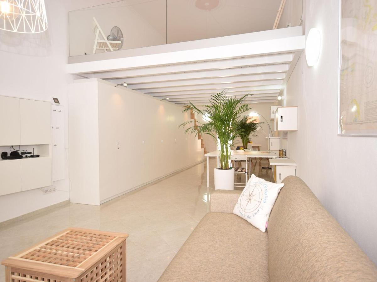 Modern In Olh O With Terrace