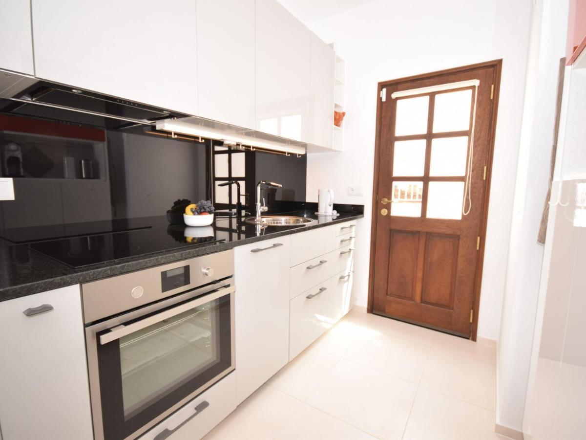 Modern In Olh O With Terrace Holiday home
