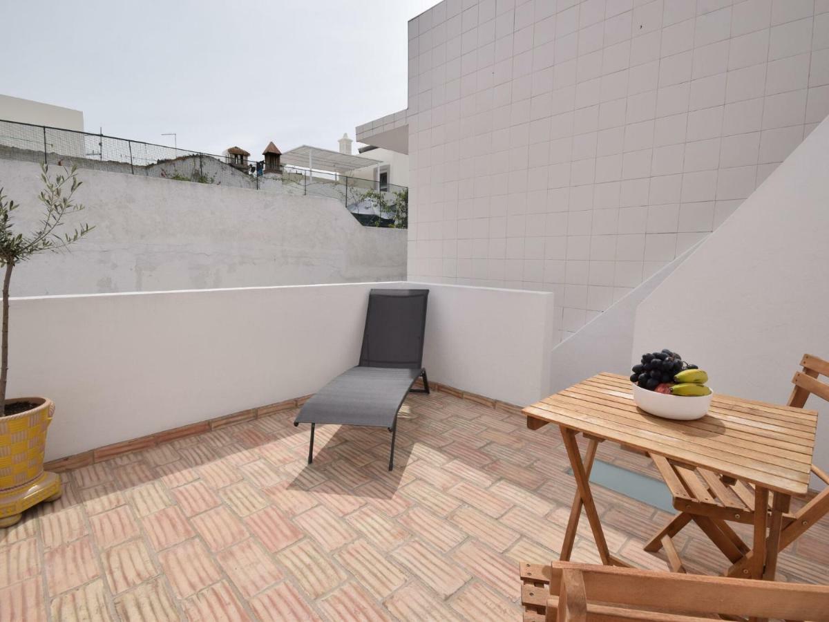 Modern In Olh O With Terrace